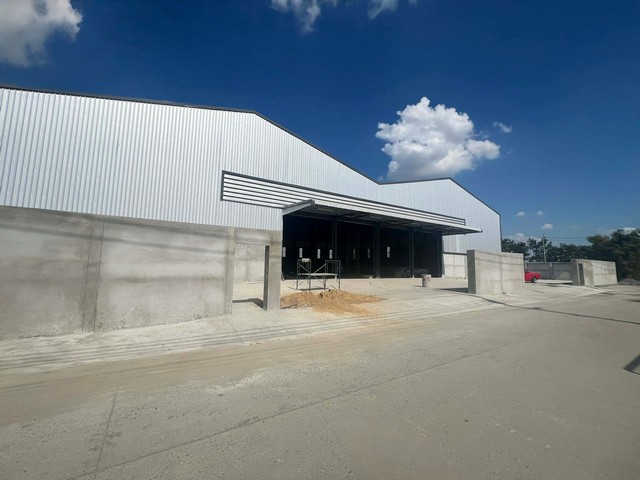 โกดังให้เช่าบางพลีสมุทรปราการ ให้เช่าโกดังพื้นที่ 2520 ตารางเมตร พื้นที่สีเขียวเข้ม ห่างจากสนามบินสุวรรณภูมิ 24 กม.