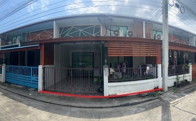 ขายทาวน์เฮ้าส์มือสองปลวกแดง    โครงการบิ๊กเกอร์โอม ระยอง