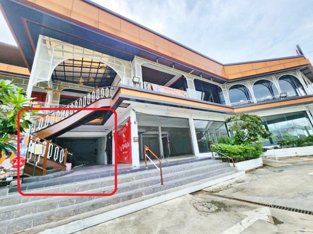 ในย่านทุ่งครุ ใจกลางชุมชนใหญ่ บิ๊กซี ประชาอุทิศ90 โชว์รูม  หมู่บ้าน10000 หลัง 50-100ตรม. 18999 B-M ม.เทคโนโลยีพระจอมเกล้าธนบุรี