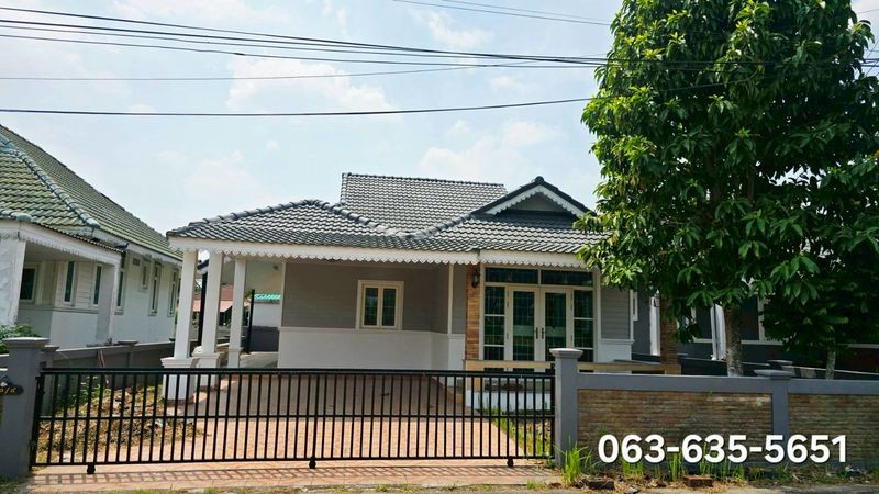 ขายบ้านเดี่ยว ใกล้ แยก จปร. โครงการภูชะโงก (บ้านเลขที่ 111/8) ต.พรหมณี อ.เมืองนครนายก จ.นครนายก การเดินทางสะดวกสบาย