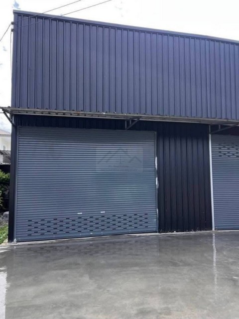 ด่วน ให้เช่าโกดัง 100 ตรม. อ่อนนุช 39 Unit สุดท้าย รถคอนเทนเนอร์ 20 ฟุต เข้าได้