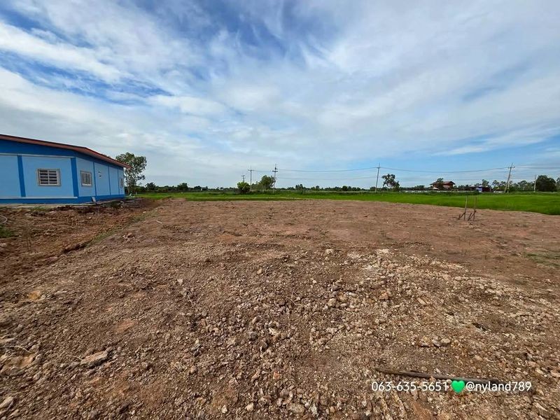 ด่วนร้อนเงิน ที่ดิน ติดถนนลาดยางในซอย ขุดบ่อ ถมที่ไว้เรียบร้อย ต.วังกระโจม อ.เมืองนครนายก