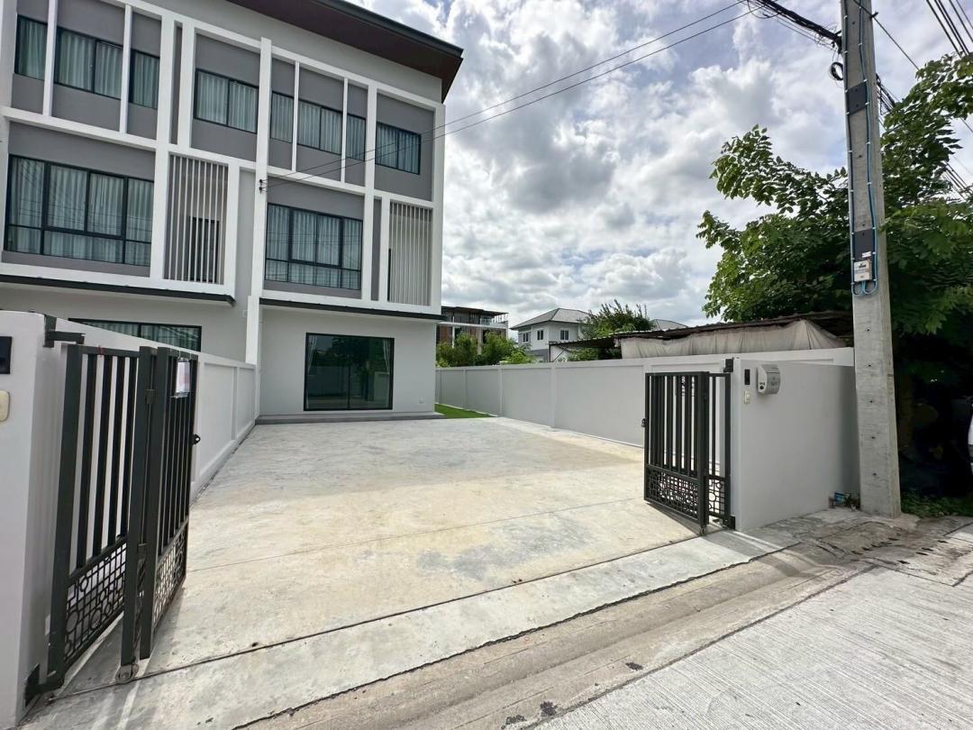 HR 6439 ให้เช่าโฮมออฟฟิศ สตรีวิทยา โชคชัย 4  จดทะเบียนบริษัทได้