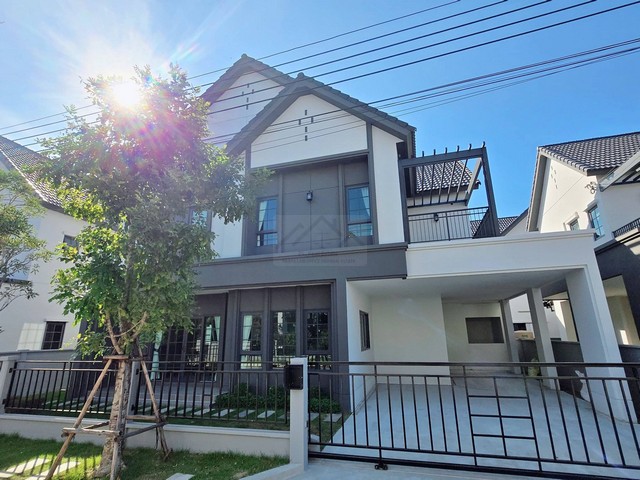 ขายบ้านเดี่ยว 2 ชั้น 65 ตร.ว. เซนโทร บางนา Centro Bangna ใกล้ทางด่วน ใกล้เมกะบางนา บ้านใหม่ พร้อมอยู่