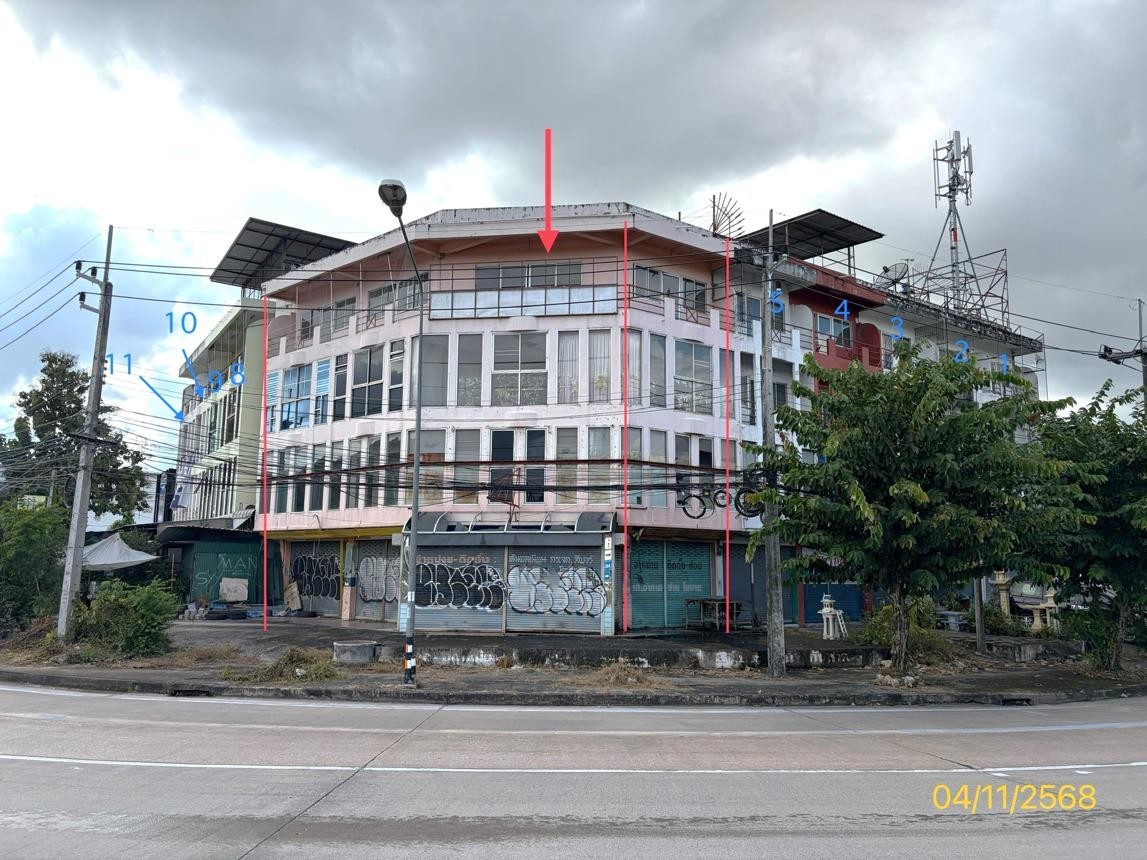 ขายอาคารพาณิชย์ ตาก  ถนน พหลโยธิน (ทล.1) ตอนตาก-ลำปาง  อำเภอ เมืองตาก จังหวัด ตาก