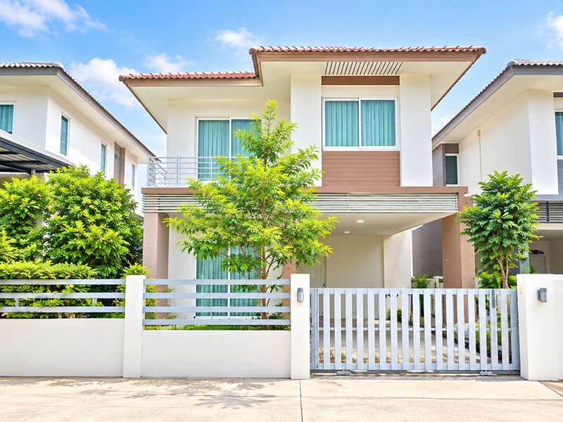 บูรพากอล์ฟ คลับ 300ม. ศรีราชา บ่อวิน บ้านเดี่ยวหรู ฟังก์ชั่น 3 นอน 2 น้ำ140 ตร.ว.  สนามกอล์ฟแหลมฉบัง