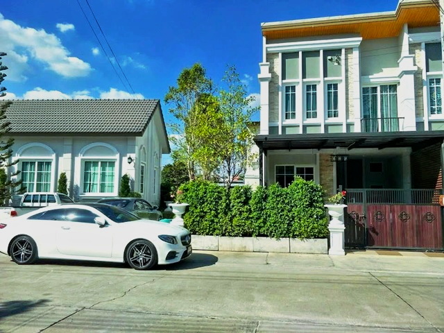 สุขสวัสดิ์ 30 หลังหัวมุม ตลาดโอ๋เอ๋ 1.9 กม.เช่า ทาวน์เฮาส์ 2 ชั้น จัดเต็มเฟอร์ฯ 3 นอน 2 น้ำ BTS ตลาดพลู 4.5 กม. รร.วัดโพธิ์ทอง 500 ม.