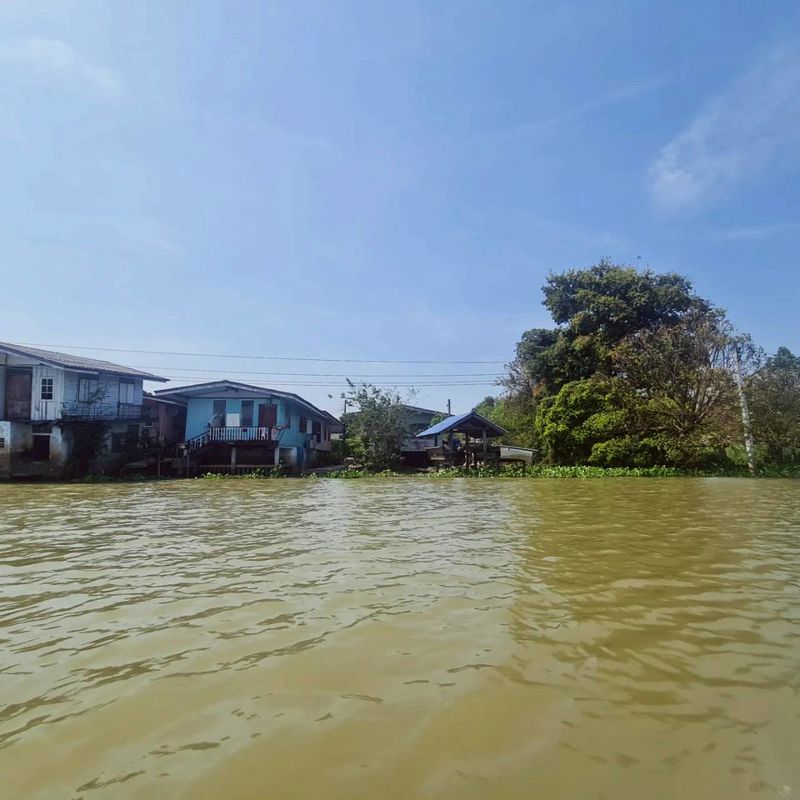 ขายที่ดินริมน้ำเจ้าพระยา ทำเลทอง ปากเกร็ด นนทบุรี ตรงข้ามสวนทิพย์ ราคาดีทำเลดีมาก ติดต่อผึ้งรติ 0619419639