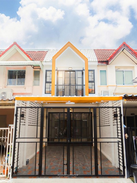 ขายทาวน์เฮ้าส์ 2 ชั้น รีโนเวทใหม่ สไตล์ มินิมอล หมู่บ้านสวนทิพย์ คลองลำเจียก12 ใกล้เลียบด่วน