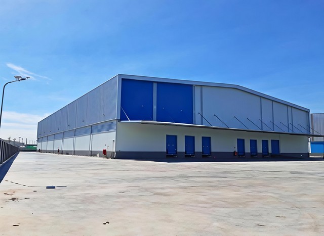 ให้เช่าโกดังถนนบางนา- ตราดฉะเชิงเทรา ให้เช่าโกดังขนาด 7415 ตารางเมตร หมาะเป็นศูนย์กระจายสินค้า หรือคลังสินค้า