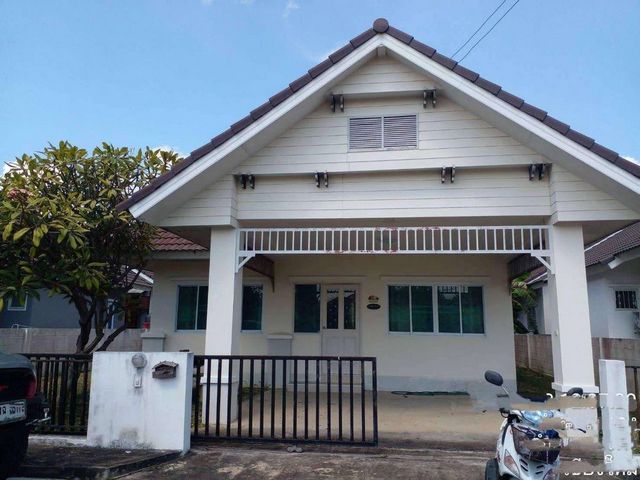 ขายเพียง 1.95 ล้าน 56 ตรว. บ้านเดี่ยวชั้นเดียว #ดีญ่าวาเล่ย์ #หางดง #ใกล้กาดฝรั่ง ห่างจากถ.เชียงใหม่-หางดง 500 ม. ใกล้สนามบิน 20 นาที