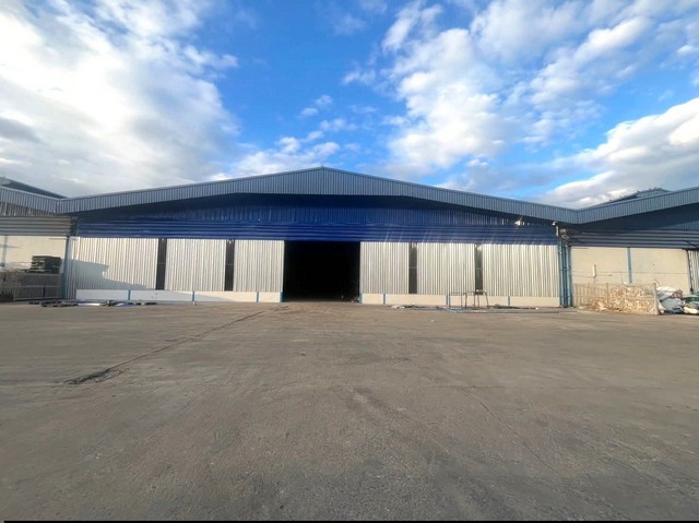 ให้เช่าโรงงานบ้านบึงชลบุรี ให้เช่าโรงงานทําเลดี ขนาด 3500 ตารางเมตร พื้นที่ผังสีเหลือง  ขอใบอนุญาติ รง ได้