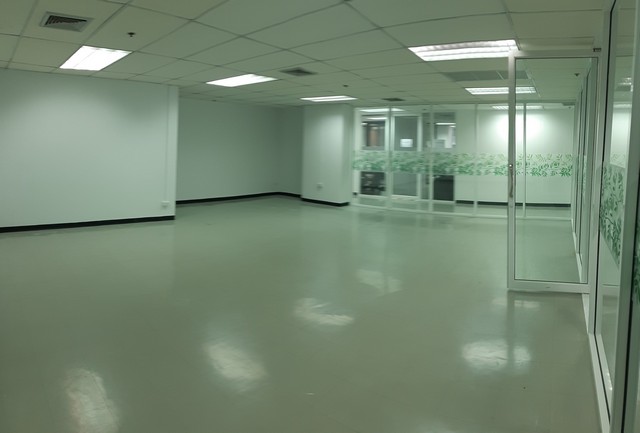 ให้เช่า สำนักงาน อาคาร วัน แปซิฟิคเพลส ใกล้กับ บีทีเอสสถานีนานา 50750 บาทต่อเดือน ชั้นที่ 1 กรุงเทพ คลองเตย