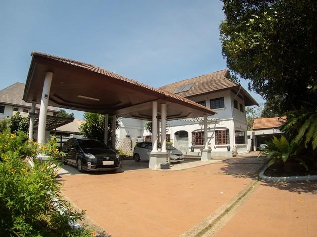 ขายบ้านเดี่ยว 2 ชั้น 256 ตร.ว. หมู่บ้านนวธานี ซอยเสรีไทย 59 เขตคันนายาว ใกล้มอเตอร์เวย์