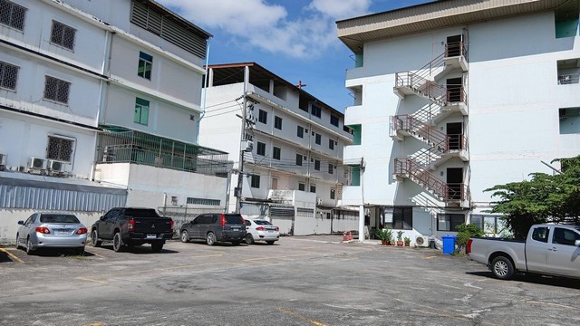 ขายอพาร์ทเม้นท์อมตะดอนหัวฬ่อชลบุรี อพาร์ทเม้นท์ชลบุรี บนเนื้อที่  1ไร่  68  ตรว. สูง  5 ชั้น จำนวน  84  ห้อง