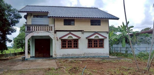 ขายบ้านพักอาศัยครึ่งตึกครึ่งไม้ 2 ชั้น อ.ภูเขียว จ.ชัยภูมิ