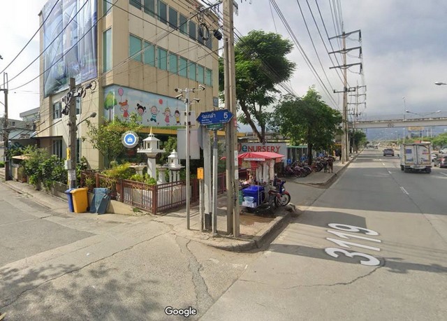 ขายถูกที่ดินซอยร่มเกล้า ถมแล้ว ขนาด80 ตรว. ห่างปากซอยร่มเกล้า เพียง 100 เมตร ทำเลดี