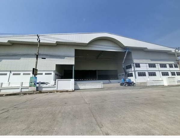 ให้เช่าโกดัง โรงงาน พื้นที่สีม่วง รวม 5508 ตร.ม  บางนา-ตราด กม.23 ขาออก
