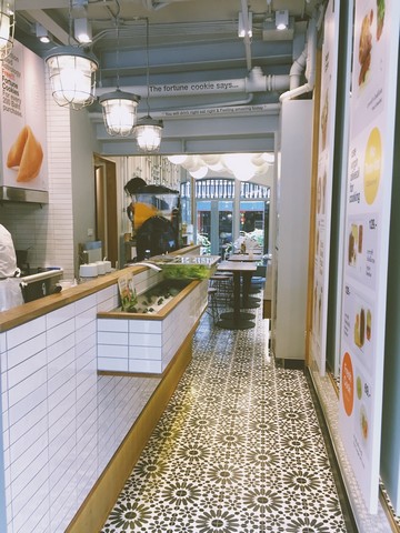 รหัสC6992 ให้เช่าตึกโบราณ 4ชั้น เป็นย่านธุกิจใจกลางเมือง ติด BTS ตากสิน ถนนเจริญกรุง บางรัก สีลม สาทร