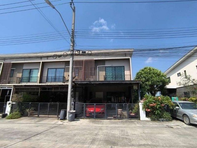 ขาย ทาวน์เฮ้าส์ 2 ชั้น โครงการ เดอะ คอนเนค 34 อ่อนนุช – วงแหวน  ประเวศ กรุงเทพ