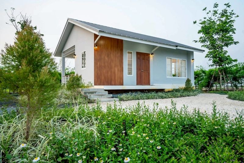 ขายบ้านพร้อมที่ดินสไตล์มูจิมินิมอล ต.เกาะโพธิ์ อ.ปากพลี จ.นครนายก บ้านสวยโปร่ง โล่งสบาย เดินทางสะดวก ใกล้สิ่งอำนวยความสะดวก