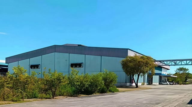 ขายที่ดินพร้อมสิ่งปลูกสร้างบ้านบึงชลบุรี ผังม่วงลาย บนพื้นที่  24  ไร่ ขนาดพื้นที่รวม 10000 ตรม.อำเภอบ้านบึง จังหวัดชลบุรี