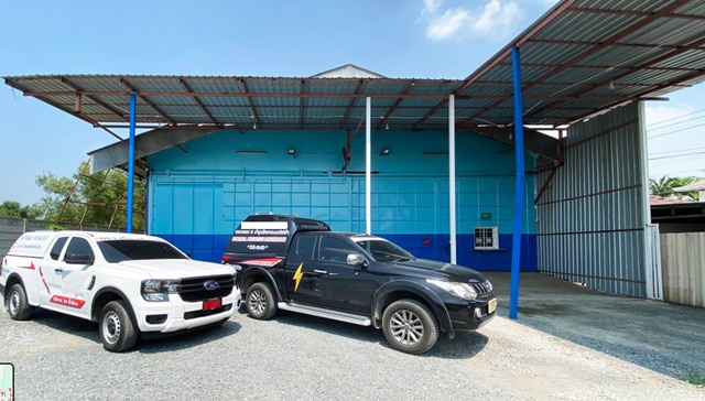 โกดังให้เช่าพร้อมสำนักงาน 3 นอน  4 น้ำ 175ตร.ว.700 ตร.ม.ตลาดลำปลาทิว 2 กม.  ตรม.ละ 50 บาท ลด50% ถูกที่สุดในโลก นิคมลาดกระบัง 1 กม.