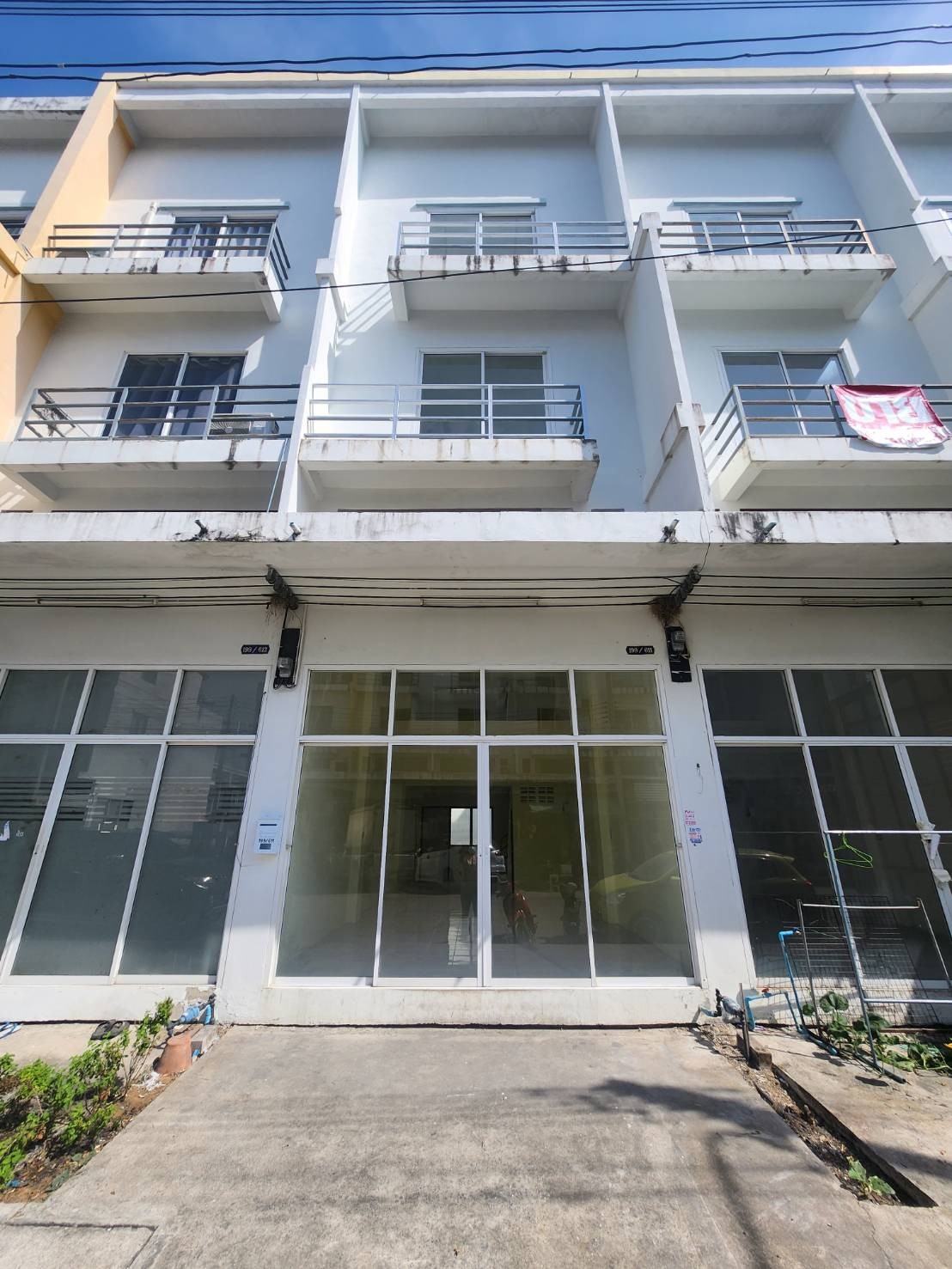 ขายอาคารพาณิชย์ 3.5 ชั้น โครงการเบญจทรัพย์ คลอง6 ติดถนนรังสิต-นครนายก