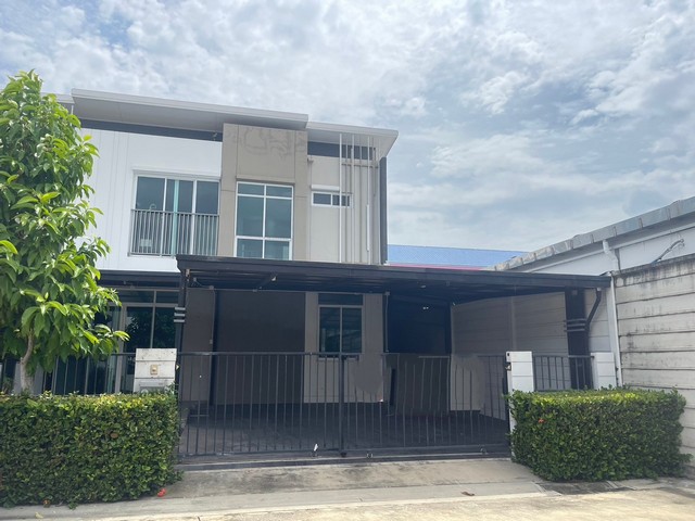 ขายทาวน์โฮม หมู่บ้านซิตี้เซนส์ พระราม2 – ท่าข้าม บางขุนเทียน กรุงเทพมหานคร