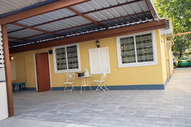 บ้านเดี่ยวหลังมุม 2นอน 100 ตร.ม. สนามกอล์ฟยูนิโก้แกรนด์ 2.2 กม. ถูกกว่าคอนโด ทำเลกรุงเทพกรีฑา 1-9 ใกล้ตลาดมาร์เก็ตทูเดย์ หัวหมาก 400ม.