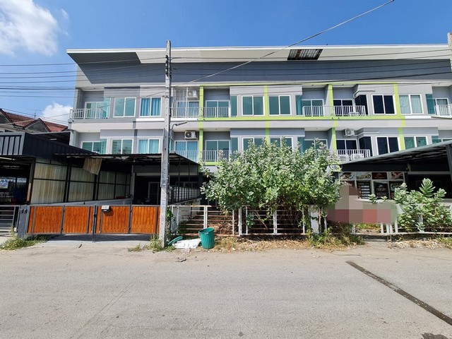 ขายทาวน์เฮ้าส์  หมู่บ้านเดอะ แม็กซ์ ทาวน์โฮม ซอยคู้บอน 27 แยก 36  กรุงเทพมหานคร