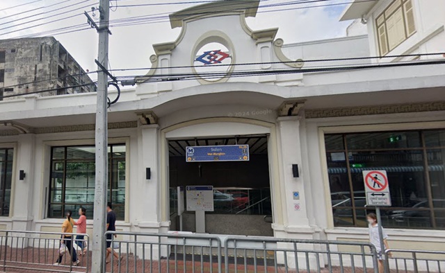 ย่านเยาวราช  เจริญกรุง8-18   ม.ศิลปากร 2.3 กม. 2 นอน 3 น้ำMRTวัดมังกร 200ม. ให้เช่าอาคารพาณิชย์ 4 ชั้นติดถนนใหญ่  18 ตร.วา. 290 ตร.ม.