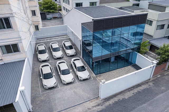 เช่าที่อาคารออฟฟิศ 2ชั้น อุดมสุข 1.4กม BTSบางนา900ม.และโกดังขนาดเล็ก 5นอน 5น้ำ. สำนักงานเขตบางนา 770ม.