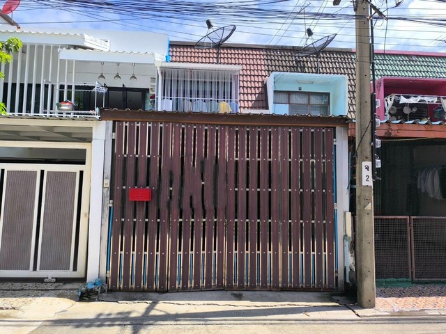ขาย ทาวน์เฮ้าส์ 2 ชั้น โครงการ แฮปปี้แลนด์ เขตบางกะปิ กรุงเทพ