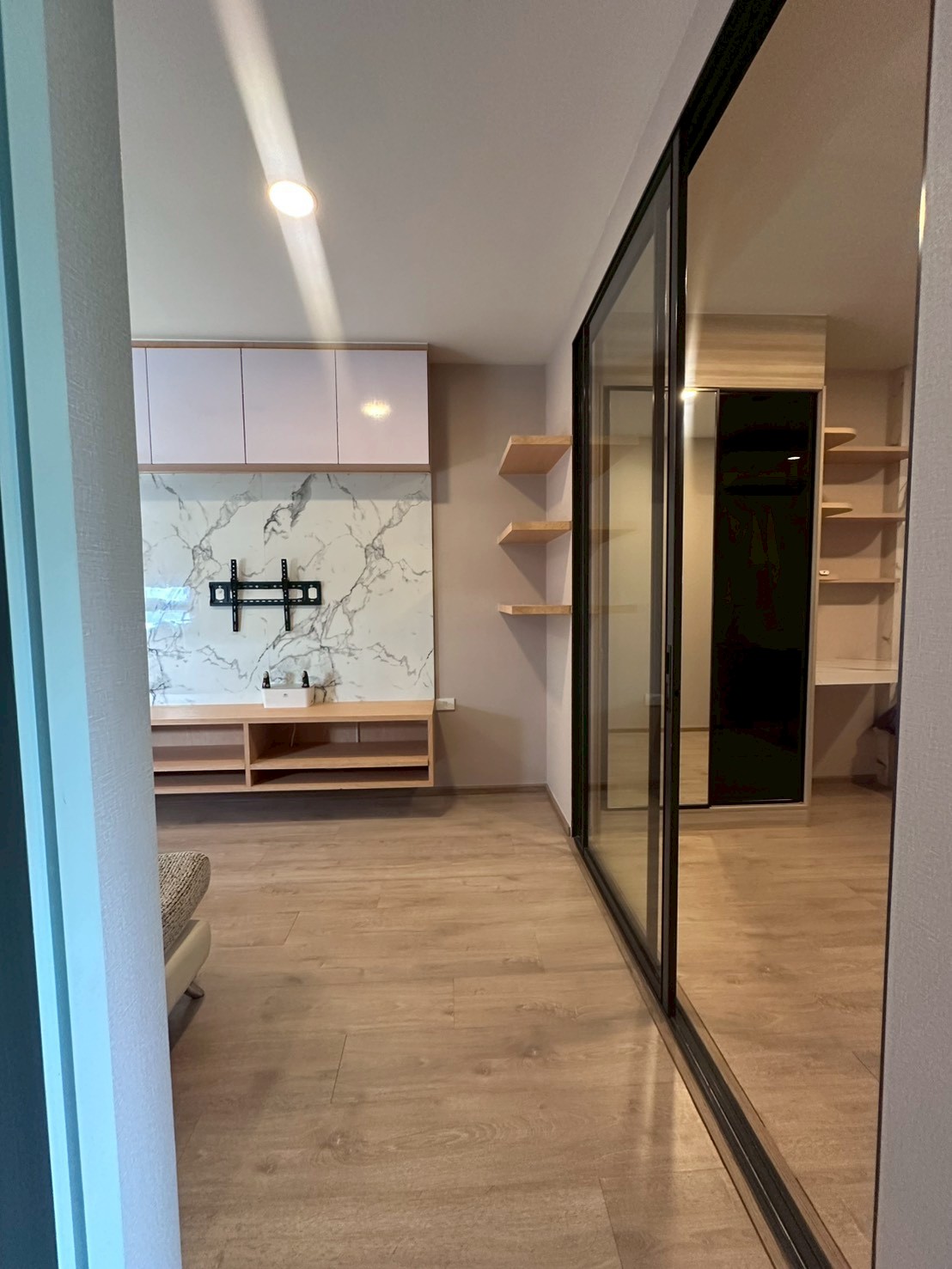 ให้เช่า คอนโด ชีวาทัย เกษตร-นวมินทร์ เนื้อที่ 33 ตรม. ชั้น 5 เสนานิคม เขตจตุจักร กรุงเทพมหานคร