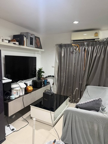 ขายคอนโด Trio Gem Condo ริมหาดจอมเทียน ห้องมุม วิวสระว่ายน้ำ