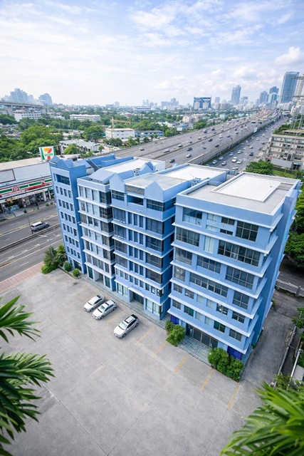 ศูนย์วิจัย ใกล้ MRT วัดพระราม 9 300 ม.900 ตร.ม.ทำเลพระราม 9 ใกล้ทางด่วน อาคารสำนักงาน 6 ชั้น 6 นอน 6 น้ำ