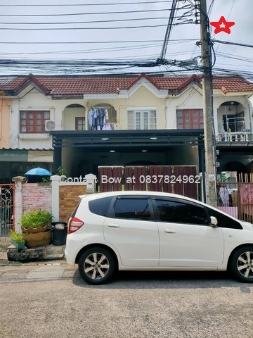 ให้เช่าทาวน์เฮ้าส์ 2 ชั้น หมู่บ้านเสนา 88 ซอยนวลจันทร์  ใกล้ตลาดนัดหัวมุม  ตลาดนวลจันทร์