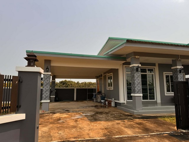 ขาย/ให้เช่าบ้านพร้อมที่ดิน ท่ากว้าง อำเภอสารภี จังหวัดเชียงใหม่ เนื้อที่ 100 ตารางวา