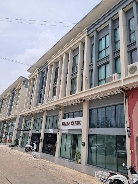 BH3859 ให้เช่าอาคารพาณิชย์ 3.5 ชั้น เสนา อเวนิว 2 รังสิต คลอง 1 ติดถนนหลัก ทำเลชุมชน