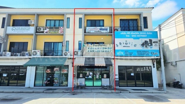 อาคารพาณิชย์ 3 ชั้น เดอะ คอนเนค @ รังสิต-อเวนิว SRT สถานีรังสิต