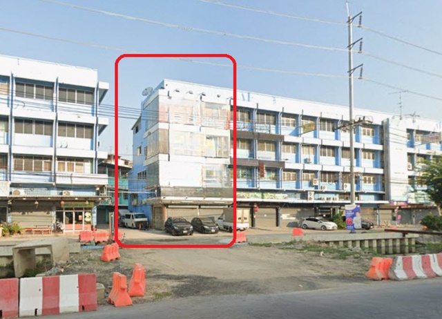 ให้เช่าอาคาร2คูหา 4.5 ชั้น+ดาดฟ้า 44ตร.วา. BTSอารีย์ 1.5กม. ม.หอการค้า 1กม.720ตร.ม.4นอน 6น้ำ อินทามระ10-20 BTS สะพานควาย 1กม.ใหม่