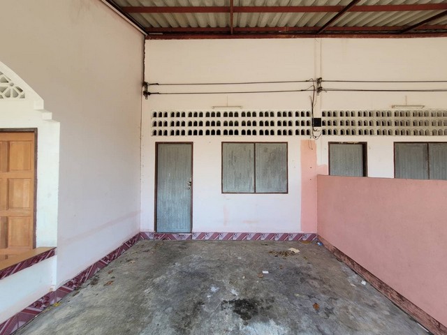 ขาย ตึกแถว ตะกั่วป่า  ใกล้  ตลาดริมน้ำตะกั่วป่า 0.05 กม.