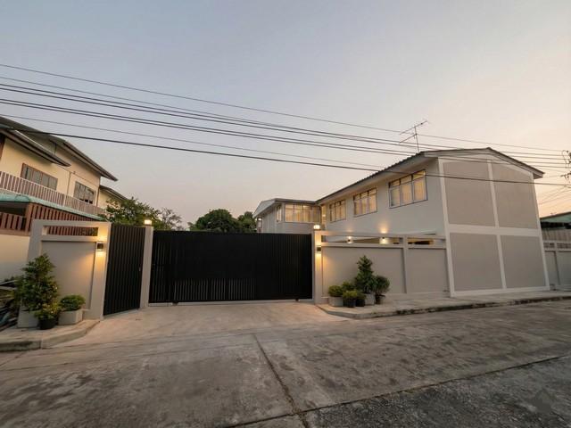 ให้เช่าบ้านเดี่ยว 2 ชั้น 248 ตร.ม. หมู่บ้านประชานิเวศน์ 2 ซอยสามัคคี 65 ใกล้งามวงศ์วาน