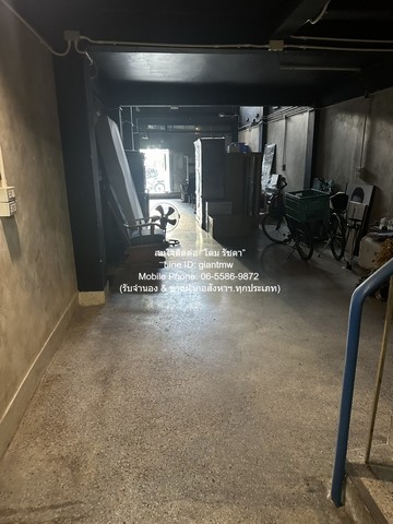 ขายด่วน ๆ ตึก ขาย/ให้เช่าอาคารพาณิชย์ 5.5 ชั้น 2 คูหา บนเนื้อที่ 42.40 ตร.ว. ติดถนนเดโช (สีลม) ราคา 50 ล้านบาท H O T!