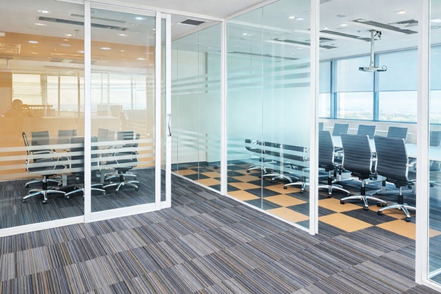 อาคารเซ็นทรัล ซิตี้ ทาวเวอร์ บางนา  ให้เช่า บนชั้นที่ 16-19 วิวเมืองสวย 186 ตร.ม.  เซ็นทรัล บางนา 10 ม. บิ๊กซี บางนา 200 ม.