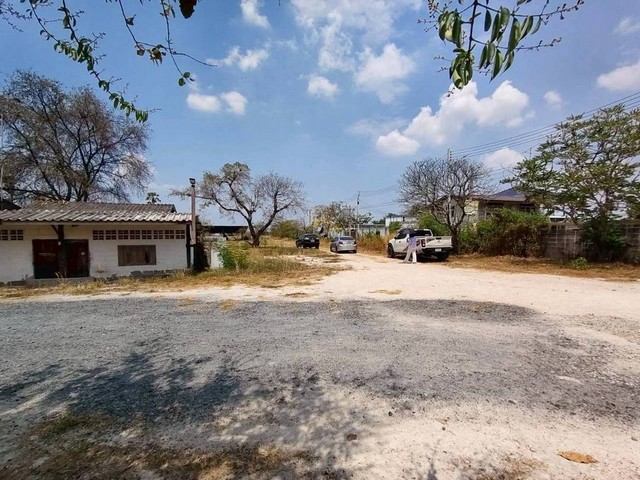 ให้เช่าที่ดินเมืองชลบุรี ให้เช่า ที่ดินเปล่า โฉนด 4 ไร่ หลังโฮมโปร ชลบุรี ราคาเหมา 80000/ เดือน