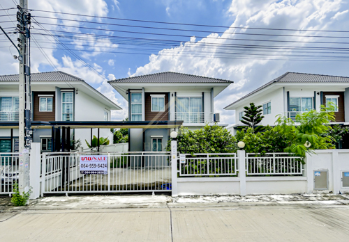 ขาย และ เช่า บ้านเดี่ยว 2 ชั้น หมู่บ้าน แลนซิโอ คริป ปิ่นเกล้า - วงแหวนฯ (ส้มเกลี้ยง)