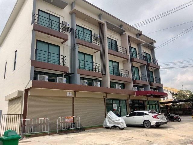 P2282 ให้เช่า โฮมออฟฟิศ 3.5 ชั้น หลังมุม ซอยรามอินทรา 89 ใกล้ Fashion Island ใกล้รถไฟฟ้าสายสีชมพู