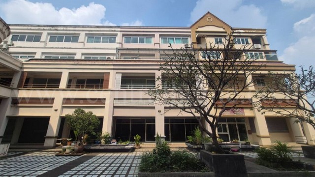 อาคารพาณิชย์ 5 ชั้น 2 คูหา การ์เด้นโฮม วิลเลจ - พหลโยธิน 60